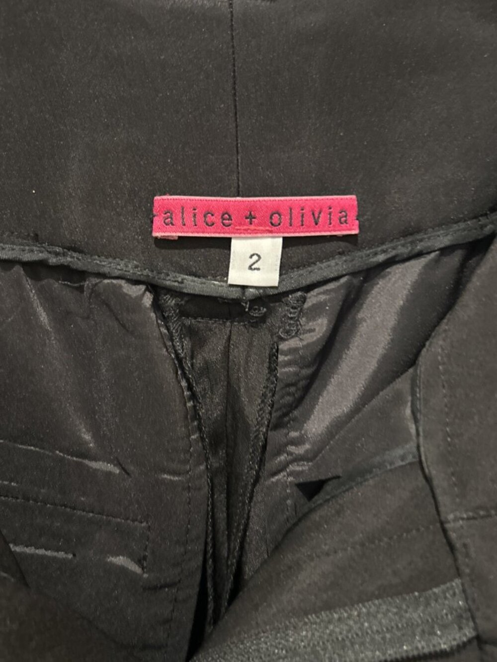 alice + olivia Women’s Silk Pant Suit Embroidered Jacket & Pants Sz 2 Black - Picture 15 of 16